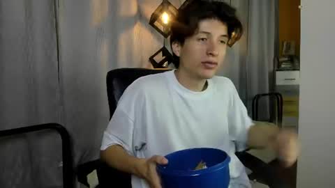marcoviolet online show from June 26, 7:51 pm