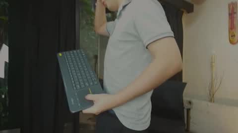 Snapshot of marcovitto chatting on October 4, 11:30 am marcovitto online show from October 4, 11:30 am