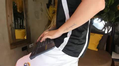 Snapshot of marcovitto chatting on November 21, 7:45 pm marcovitto online show from November 21, 7:45 pm