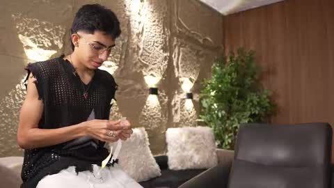 Marco and Ethan online show from September 30, 3:55 am