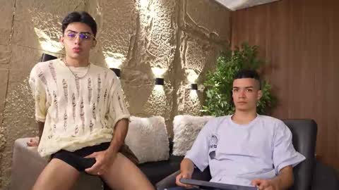 Marco and Ethan online show from October 3, 11:02 pm