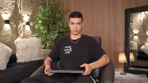 Marco and Ethan online show from October 9, 3:04 am