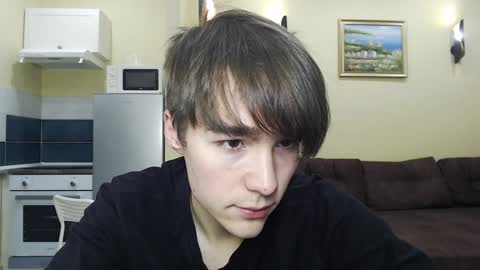 Snapshot of marcus_cuteboy chatting on December 18, 6:03 pm Marcus online show from December 18, 6:03 pm