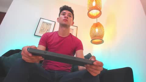 marcus_fire online show from March 6, 3:35 am