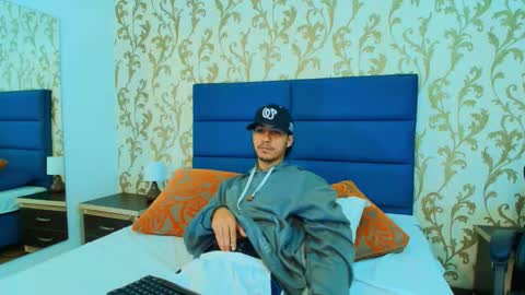 marcus_jeron online show from November 4, 8:41 pm