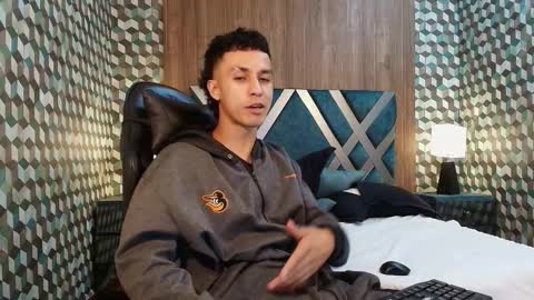 marcus_jeron online show from December 20, 2:18 am