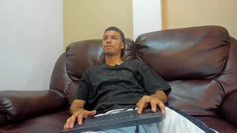 marcus_jeron online show from April 23, 12:23 am