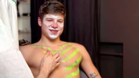 marcus_paradise online show from October 31, 11:11 am