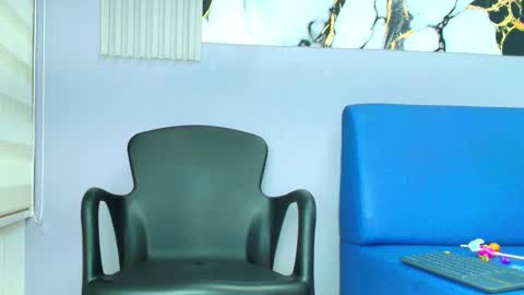 Snapshot of marcus_smithh chatting on November 7, 12:43 am marcus_smithh online show from November 7, 12:43 am