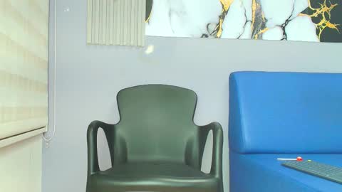 Snapshot of marcus_smithh chatting on December 19, 4:52 am marcus_smithh online show from December 19, 4:52 am