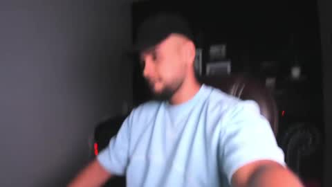 marcus_soler online show from May 22, 2:33 pm