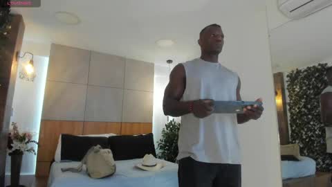 Marcusssss online show from April 25, 12:19 pm