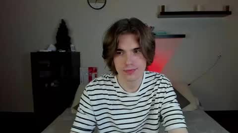 Snapshot of marcusjones1 chatting on December 16, 2:57 am Marcus Jones online show from December 16, 2:57 am