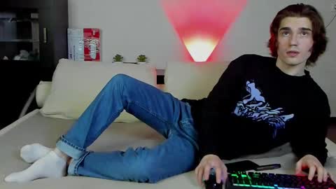 Snapshot of marcusjones1 chatting on December 16, 9:52 pm Marcus Jones online show from December 16, 9:52 pm