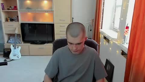 Snapshot of marcusjones1 chatting on February 26, 11:41 am Marcus Jones online show from February 26, 11:41 am