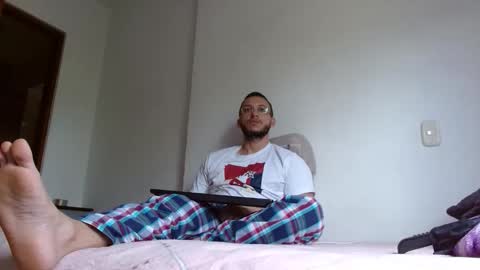 Snapshot of marcusmilarc chatting on November 4, 5:12 pm online show from November 4, 5:12 pm