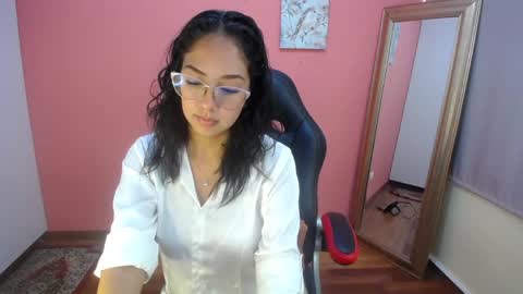 Snapshot of mardeluna01 chatting on June 4, 7:53 pm Luna online show from June 4, 7:53 pm