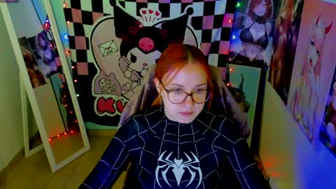 Snapshot of margaret_red chatting on December 1, 9:15 pm Margaret online show from December 1, 9:15 pm