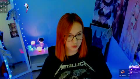 Snapshot of margaret_red chatting on December 13, 4:54 am Margaret online show from December 13, 4:54 am