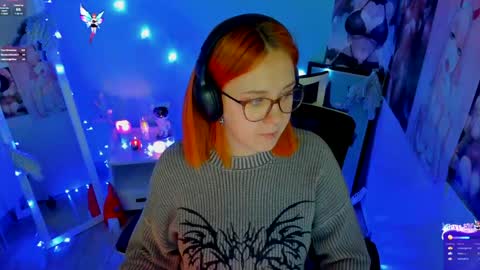 Snapshot of margaret_red chatting on December 15, 9:09 pm Margaret online show from December 15, 9:09 pm