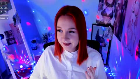 Snapshot of margaret_red chatting on January 4, 11:27 pm Margaret online show from January 4, 11:27 pm