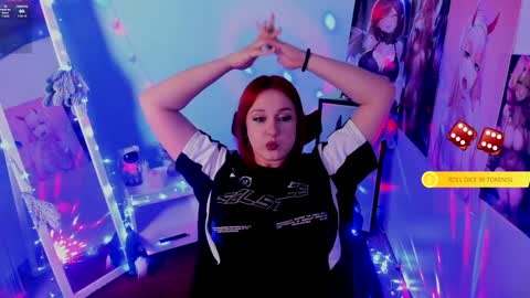 Snapshot of margaret_red chatting on January 15, 3:29 pm Margaret online show from January 15, 3:29 pm