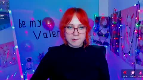 Snapshot of margaret_red chatting on February 12, 2:03 am Margaret online show from February 12, 2:03 am