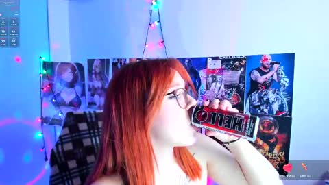 Snapshot of margaret_red chatting on March 5, 12:59 am Margaret online show from March 5, 12:59 am