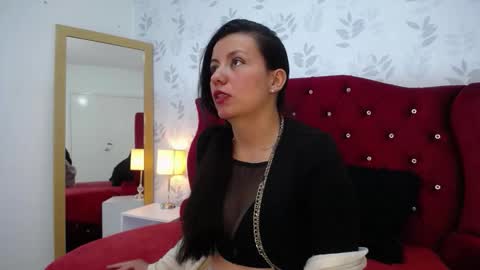 Snapshot of margarettcooper chatting on November 14, 1:32 pm MargaretteCooper online show from November 14, 1:32 pm