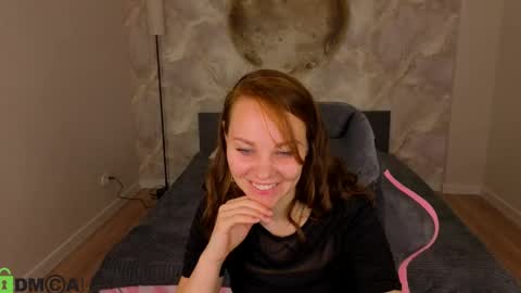 Margo Kellly online show from April 21, 1:07 am