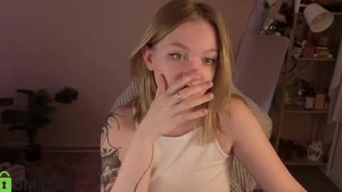 Snapshot of margo_ring chatting on April 9, 9:04 am Margo online show from April 9, 9:04 am