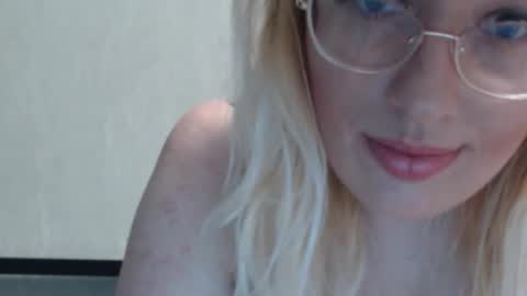 margo_shine online show from January 6, 1:59 pm