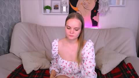 margoblonde online show from October 6, 6:11 am