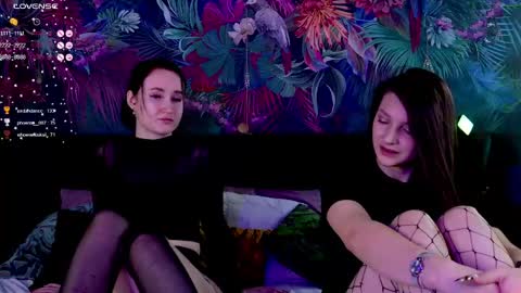 margodoly online show from April 30, 8:57 pm