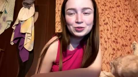 Snapshot of margopesavento chatting on April 16, 9:39 pm Chloe online show from April 16, 9:39 pm