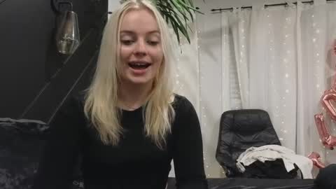 Snapshot of margot_robbie7 chatting on February 11, 2:25 am margot_robbie7 online show from February 11, 2:25 am