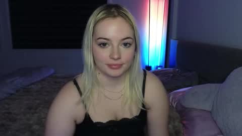 Snapshot of margot_robbie7 chatting on November 26, 12:44 am margot_robbie7 online show from November 26, 12:44 am