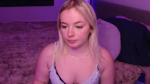 margot_robbie7 online show from January 8, 12:35 am