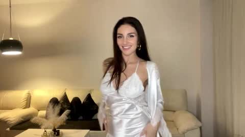 Snapshot of margotdeville chatting on November 1, 11:07 pm Margot online show from November 1, 11:07 pm