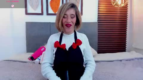 Snapshot of margott_mature chatting on July 30, 12:59 pm Margott online show from July 30, 12:59 pm