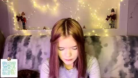 Lina online show from February 1, 9:02 pm