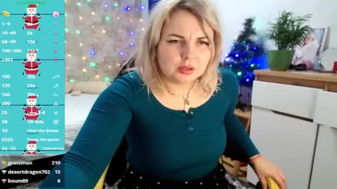 Snapshot of mari_77777 chatting on December 27, 9:50 am Mari online show from December 27, 9:50 am