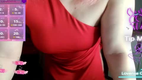 Snapshot of mari_77777 chatting on February 14, 5:30 am Mari online show from February 14, 5:30 am