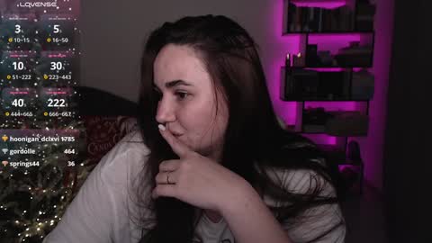 mari moore online show from December 24, 9:00 pm