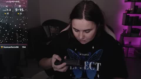 mari moore online show from October 18, 4:59 am