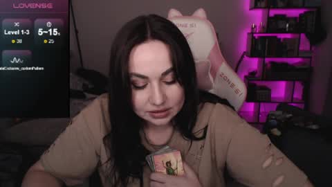 Snapshot of mari_moore7 chatting on April 6, 7:15 pm mari moore online show from April 6, 7:15 pm