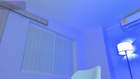 Snapshot of mari_sweeet chatting on September 21, 6:48 am Meli-Mari online show from September 21, 6:48 am