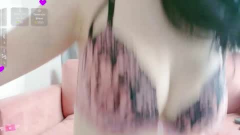 mari_tokyo online show from March 4, 3:45 am