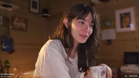 Alfonsina online show from October 13, 9:26 pm