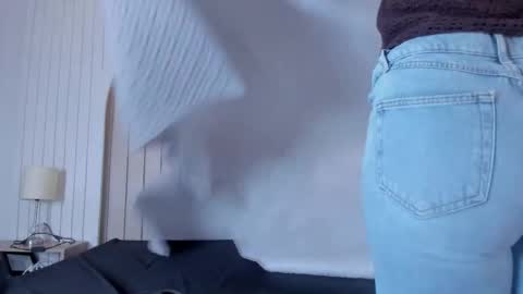 Snapshot of maria_gil chatting on March 21, 11:15 am Maria online show from March 21, 11:15 am